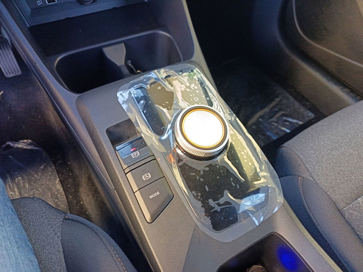 Mg MG3 1.5 hybrid+ Comfort auto (16)
