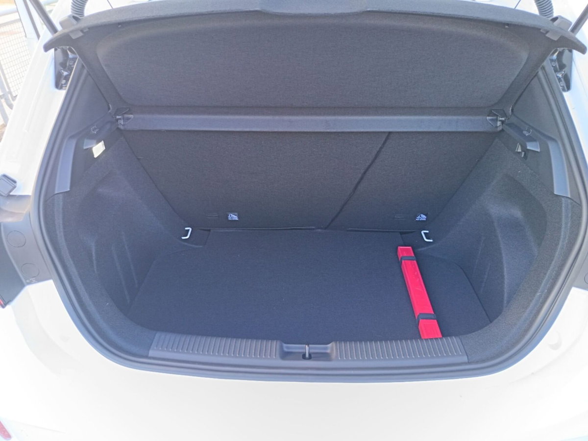 Mg MG3 1.5 hybrid+ Comfort auto (9)