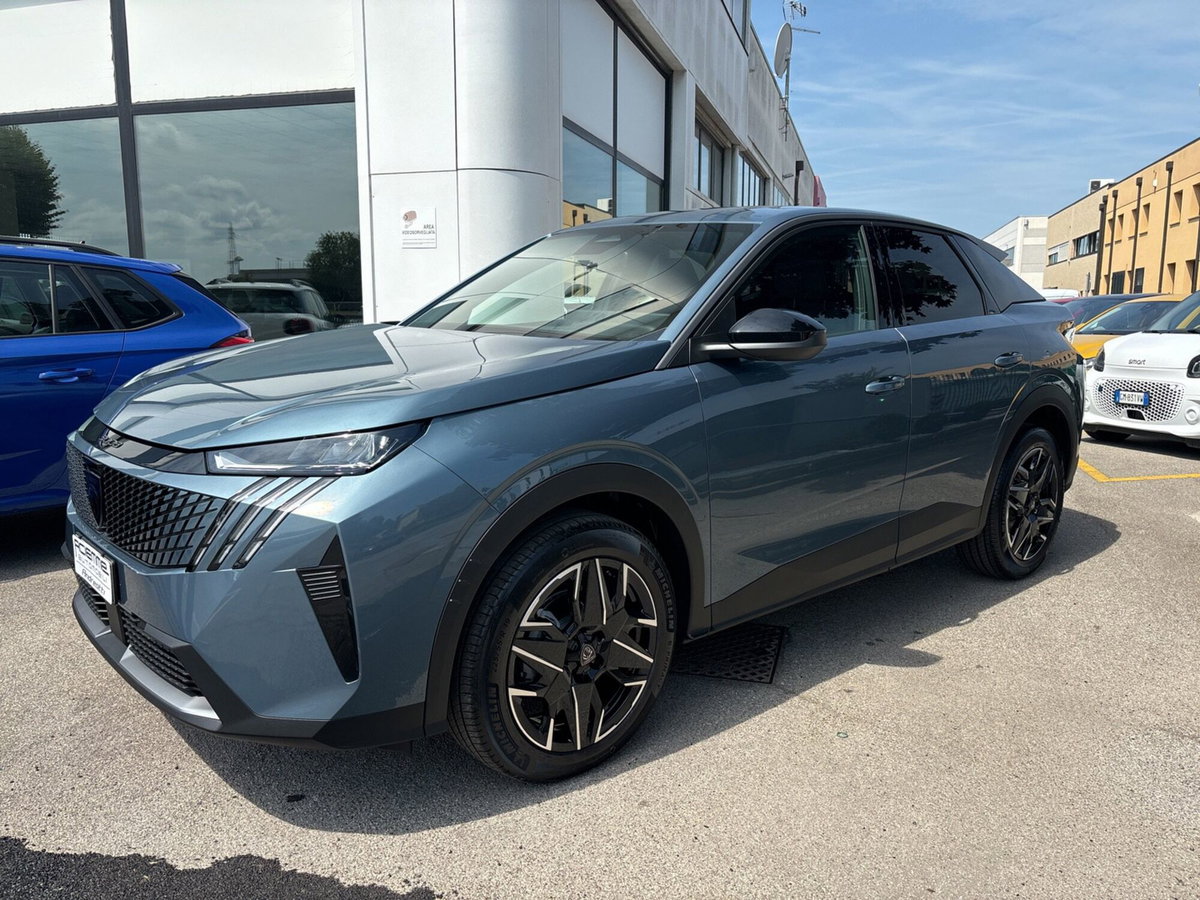 Peugeot 3008 1.2 hybrid Allure 145cv e-dcs6 (2)