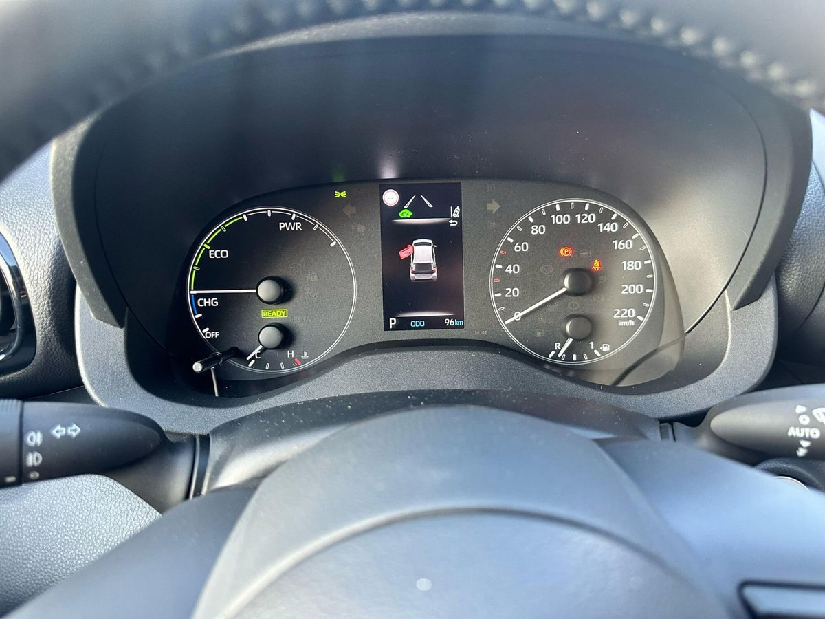 Mazda Mazda2 Hybrid 1.5 VVT e-CVT Full Hybrid Electric Agile (10)