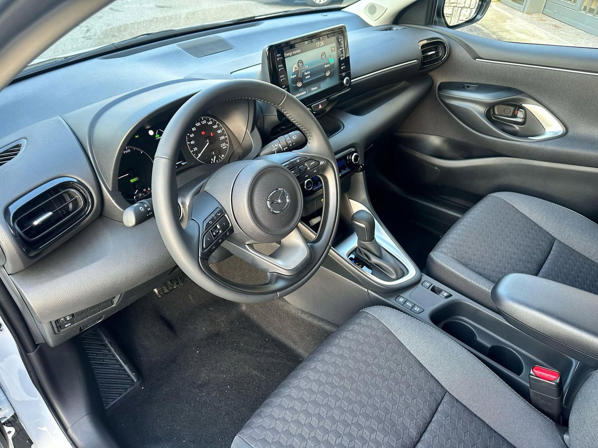 Mazda Mazda2 Hybrid 1.5 VVT e-CVT Full Hybrid Electric Agile (11)