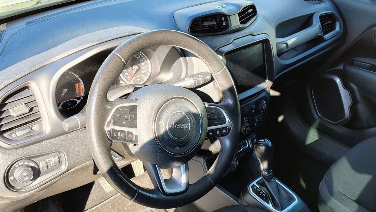 Jeep Renegade 1.5 Turbo T4 MHEV Limited (11)