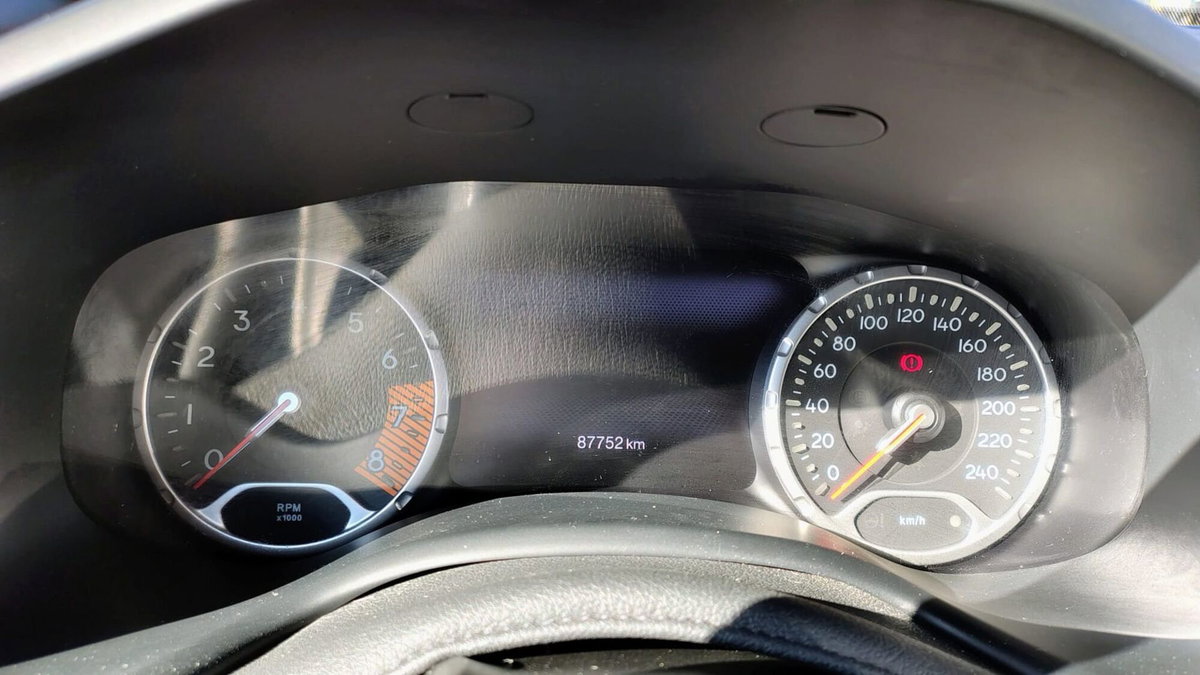 Jeep Renegade 1.5 Turbo T4 MHEV Limited (8)