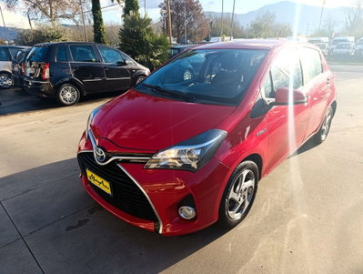 Toyota Yaris 1.5 Hybrid 5 porte Active (2)