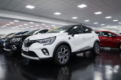 Renault Captur Full Hybrid E-Tech 145 CV Techno nuova