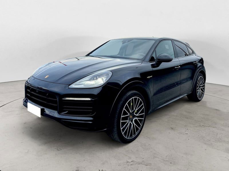 Porsche Cayenne Coupé 3.0 V6 E-Hybrid Platinum Edition