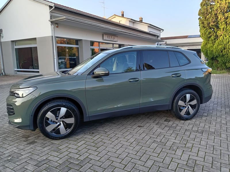 Volkswagen Tiguan 1.5 etsi Edition 130cv dsg
