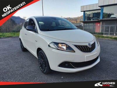 Lancia Ypsilon 1.0 FireFly 5 porte S&S Hybrid Silver Plus usata