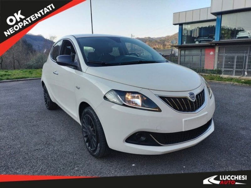 Lancia Ypsilon 1.0 FireFly 5 porte S&S Hybrid Silver Plus