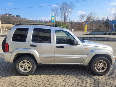 Jeep Cherokee 2.5 CRD Limited usata