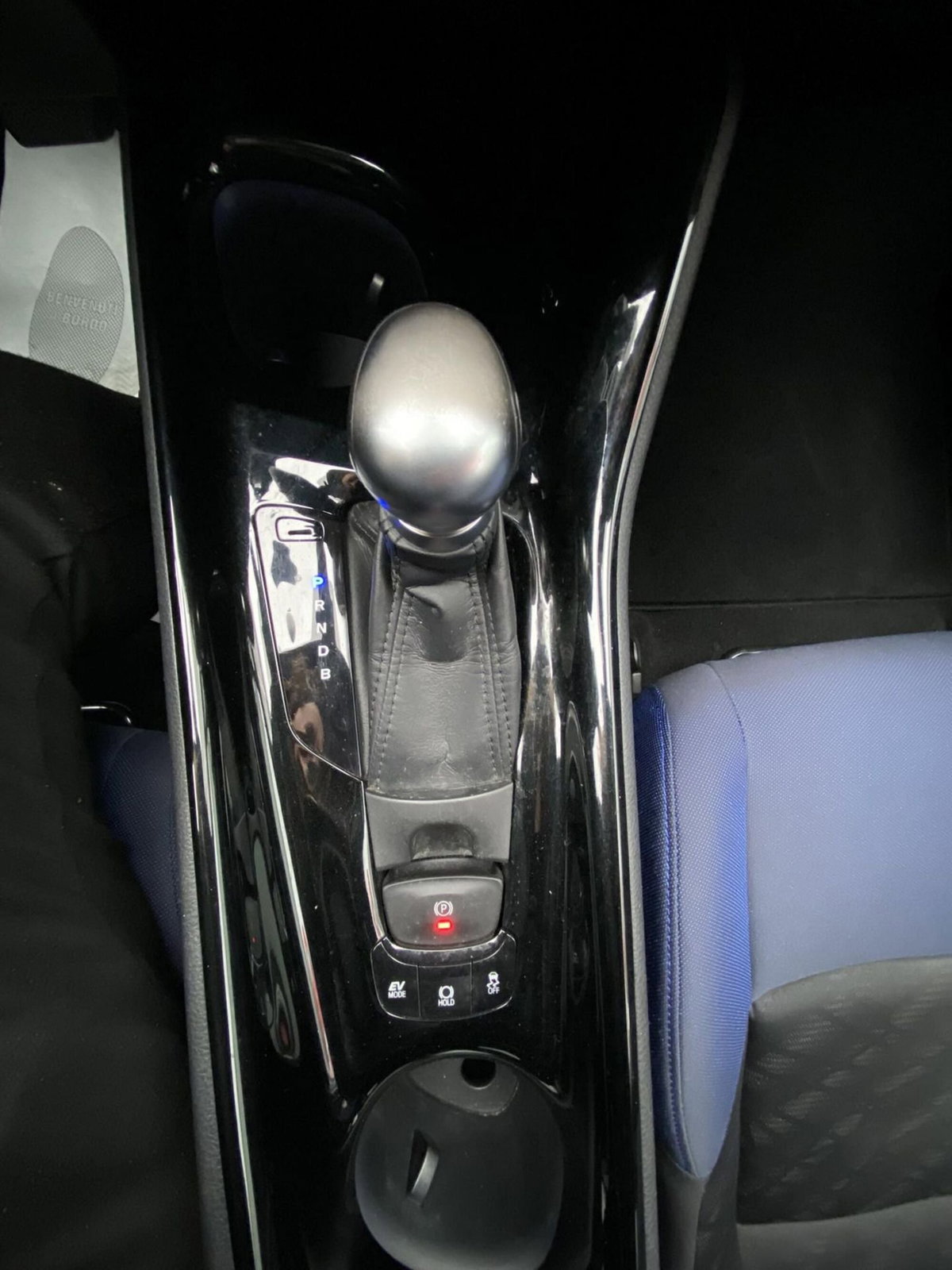 Toyota Toyota C-HR 1.8 Hybrid E-CVT Lounge (9)