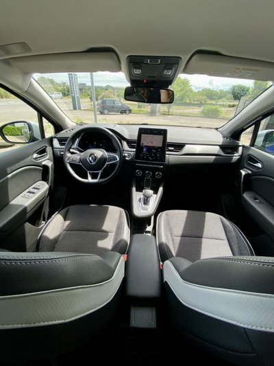 Renault Captur Plug-in Hybrid E-Tech 160 CV Intens (14)