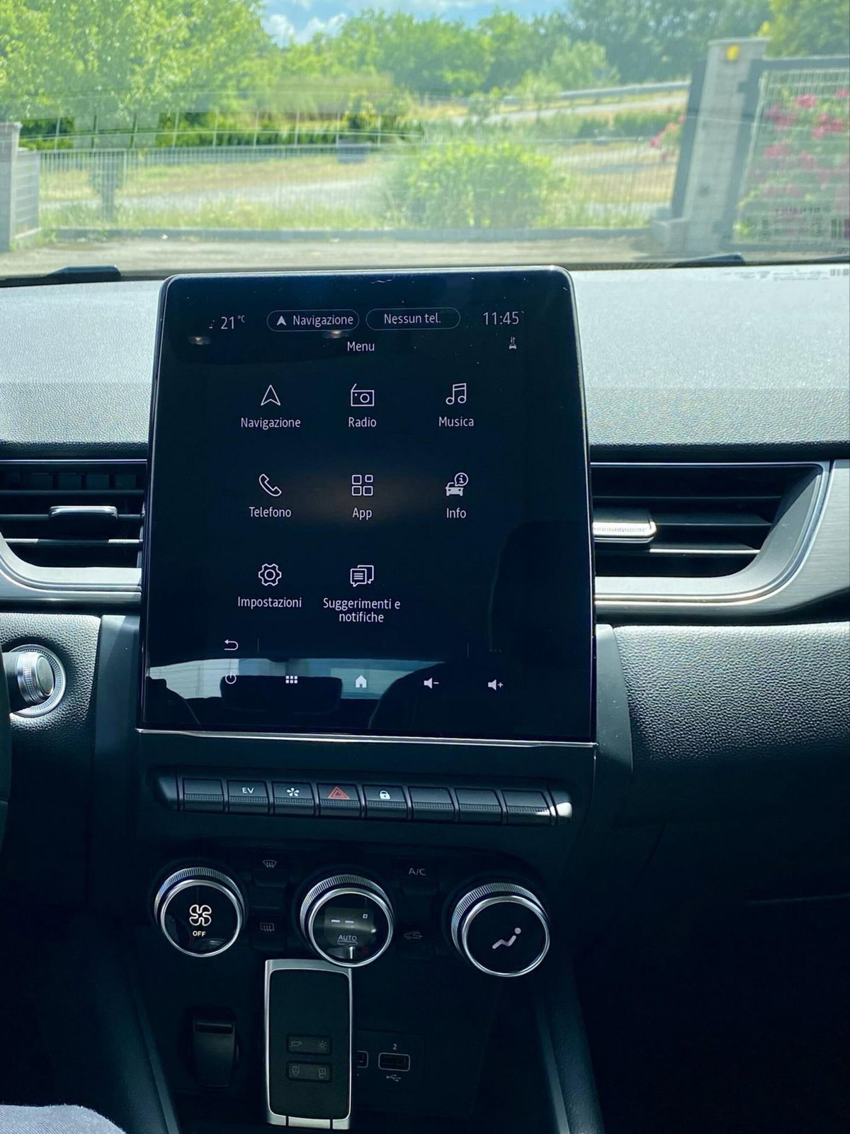 Renault Captur Plug-in Hybrid E-Tech 160 CV Intens (20)