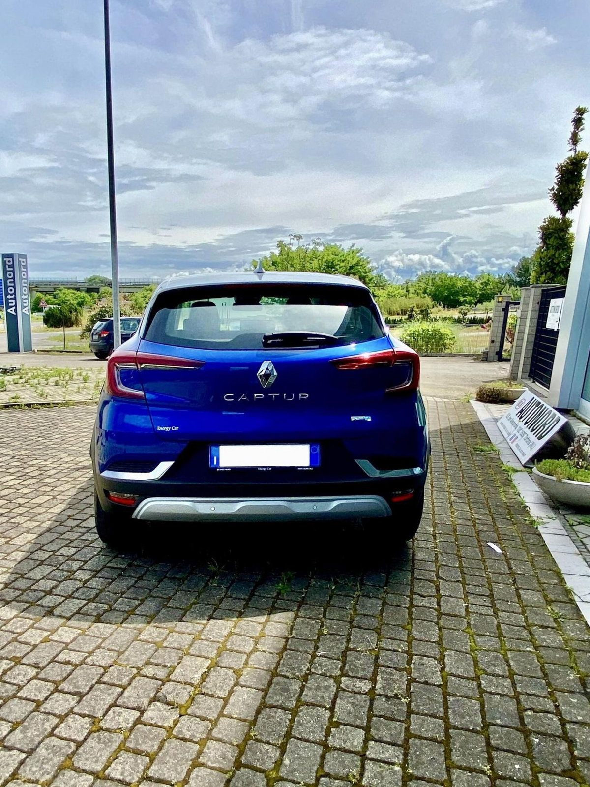 Renault Captur Plug-in Hybrid E-Tech 160 CV Intens (5)