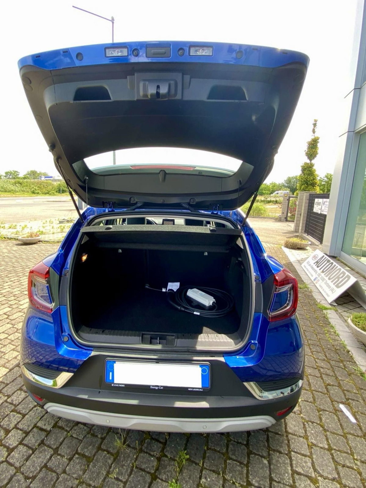 Renault Captur Plug-in Hybrid E-Tech 160 CV Intens (6)
