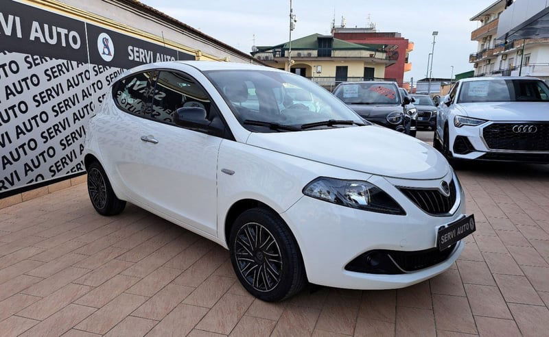 Lancia Ypsilon 1.0 FireFly 5 porte S&S Hybrid Gold Plus