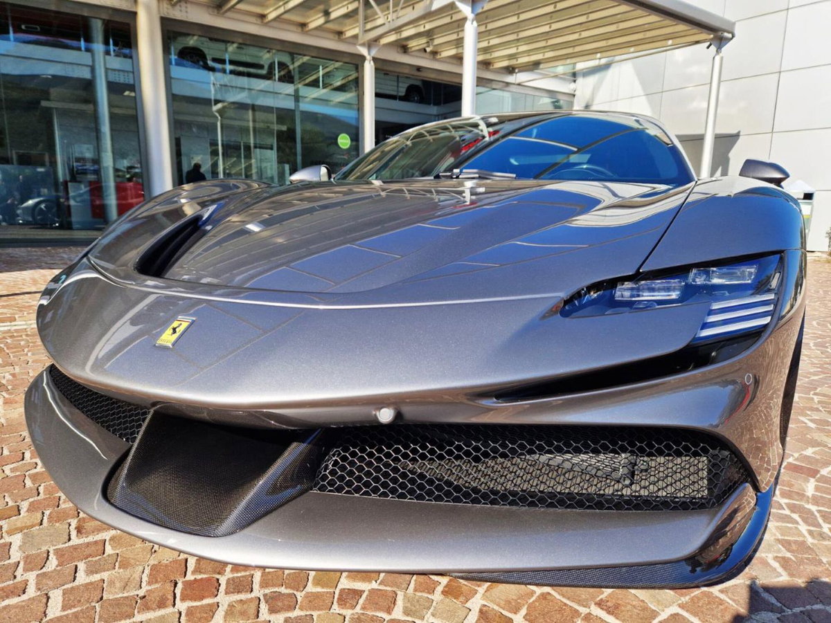 Ferrari SF90 Coupé SF90 Stradale (6)