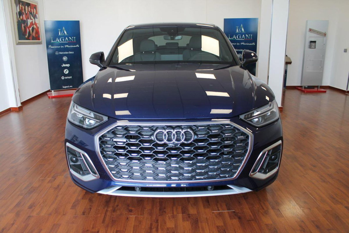 Audi Q5 Sportback 40 2.0 tdi mhev 12V S line Plus quattro s-tronic (2)