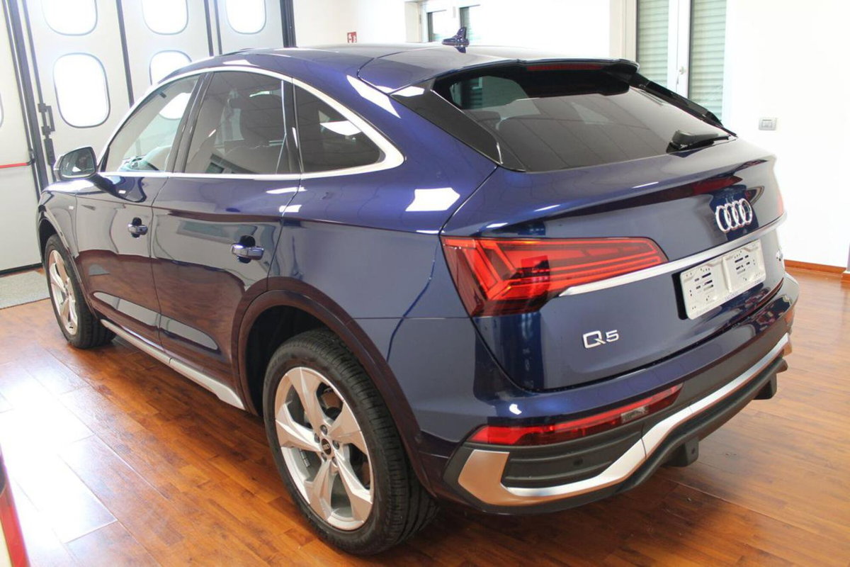 Audi Q5 Sportback 40 2.0 tdi mhev 12V S line Plus quattro s-tronic (5)