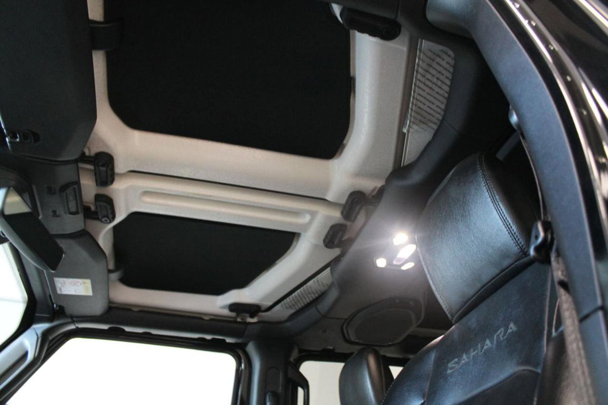 Jeep Wrangler Unlimited 2.0 atx phev Sahara 4xe auto (11)