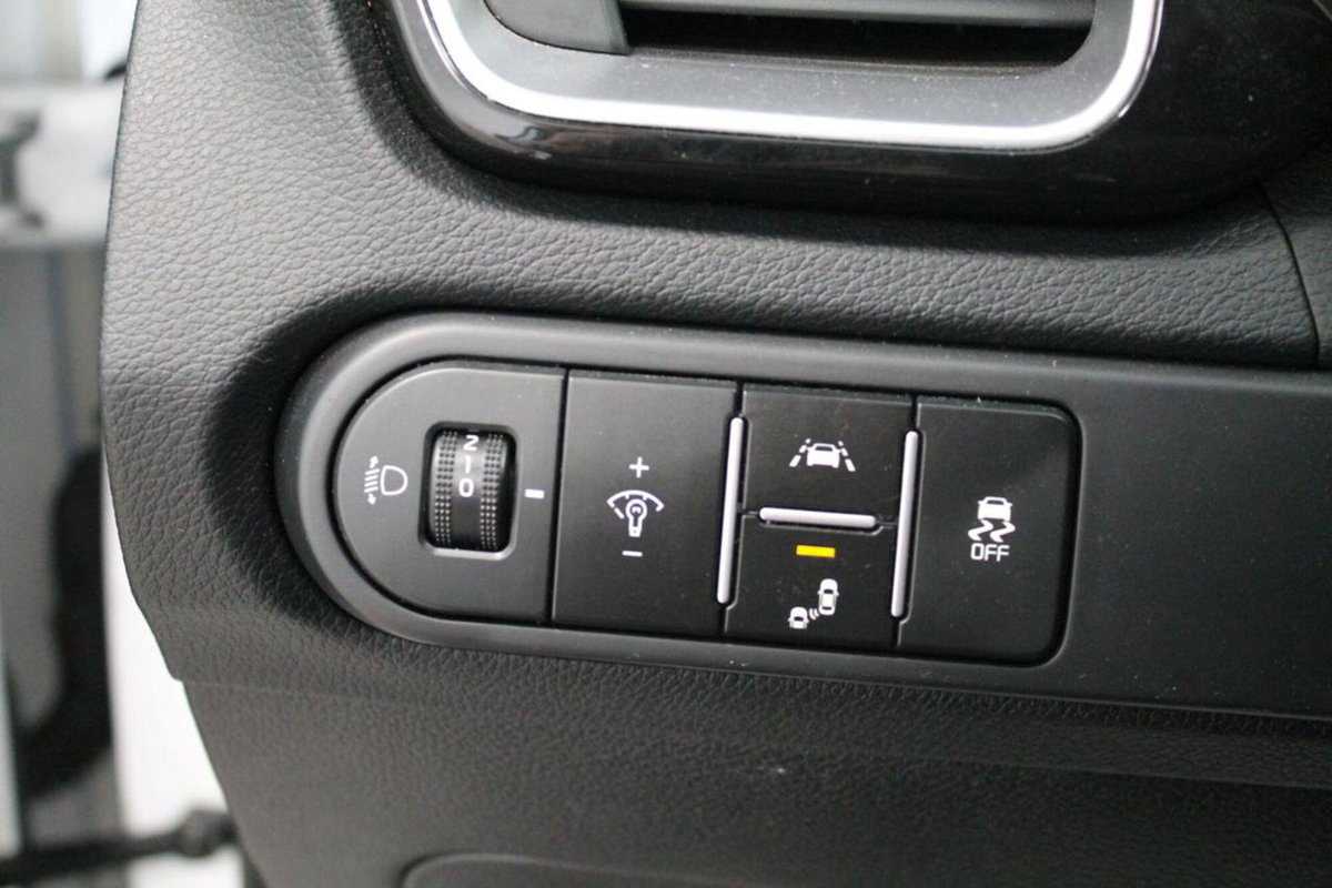 Kia XCeed 1.6 CRDi 136 CV MHEV iMT Style (15)