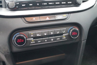Kia XCeed 1.6 CRDi 136 CV MHEV iMT Style (16)