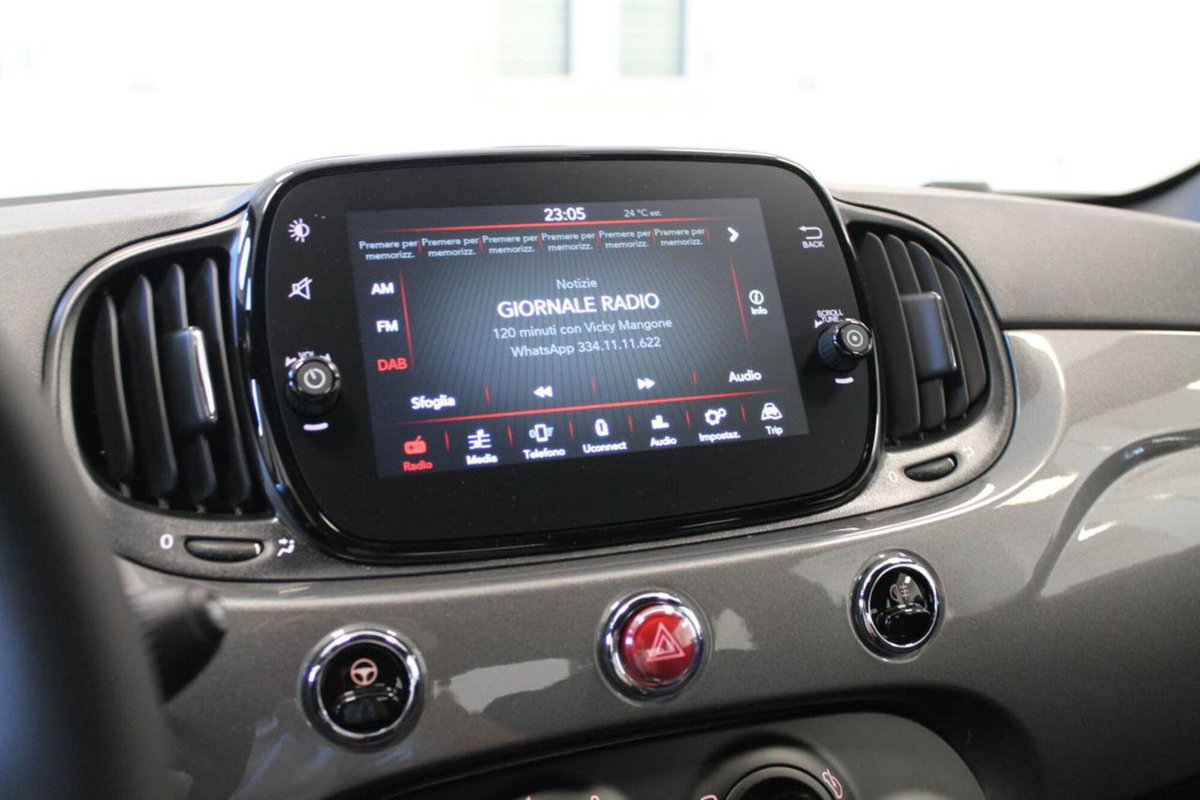 Fiat 500 1.0 Hybrid Club (18)