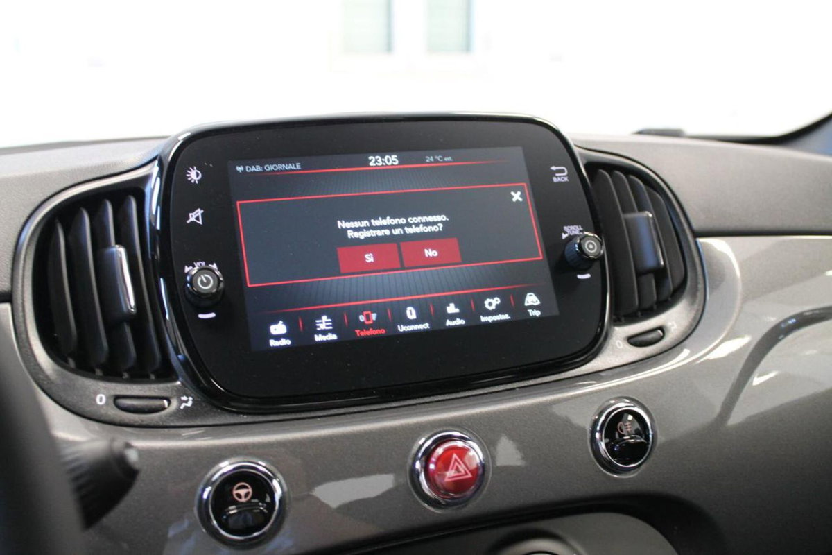 Fiat 500 1.0 Hybrid Club (20)