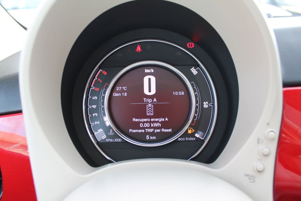 Fiat 500 1.0 Hybrid Dolcevita (12)