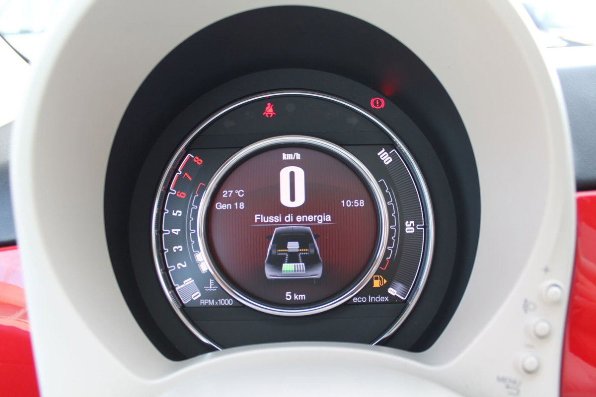 Fiat 500 1.0 Hybrid Dolcevita (13)