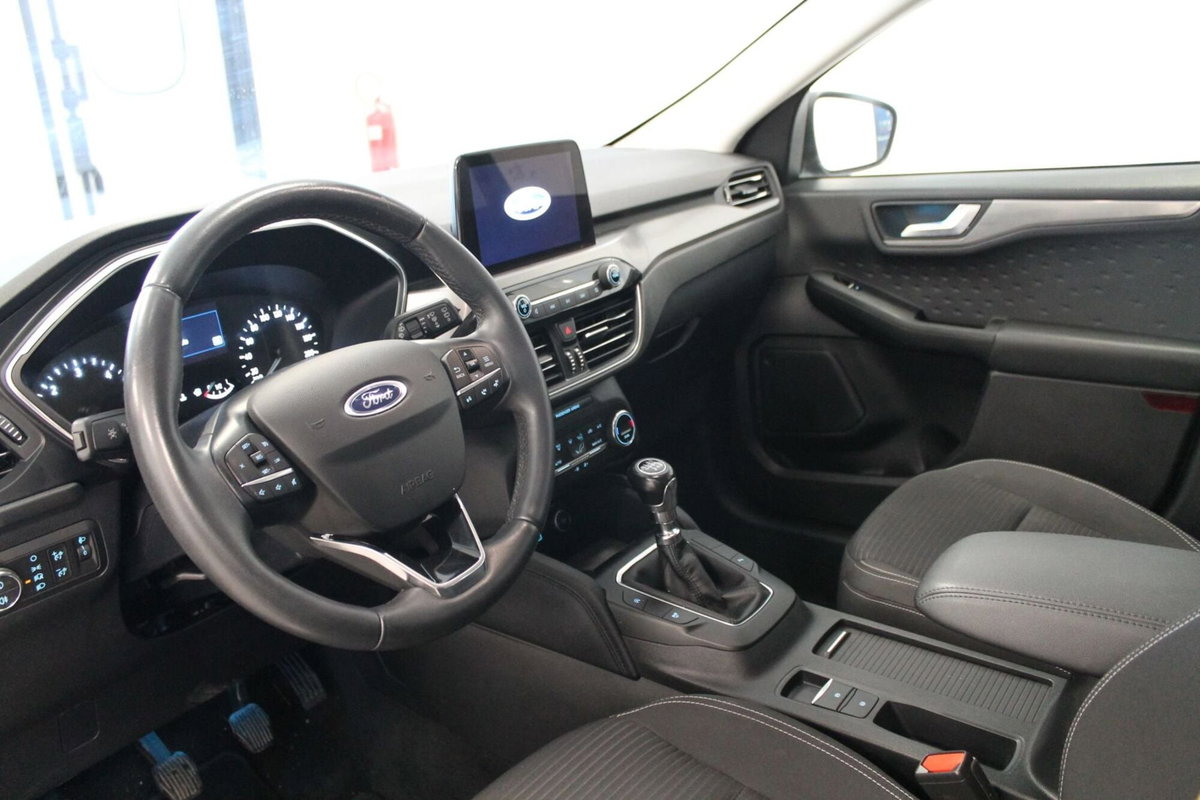 Ford Kuga 2.0 EcoBlue Hybrid 150 CV 2WD Titanium X (7)