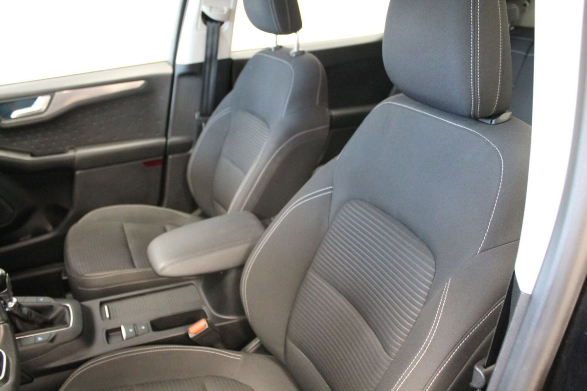 Ford Kuga 2.0 EcoBlue Hybrid 150 CV 2WD Titanium X (8)