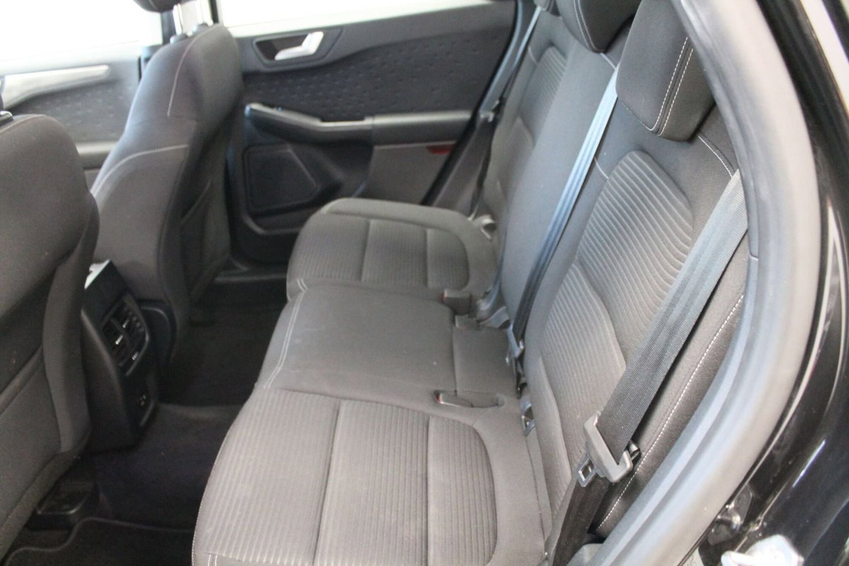 Ford Kuga 2.0 EcoBlue Hybrid 150 CV 2WD Titanium X (9)