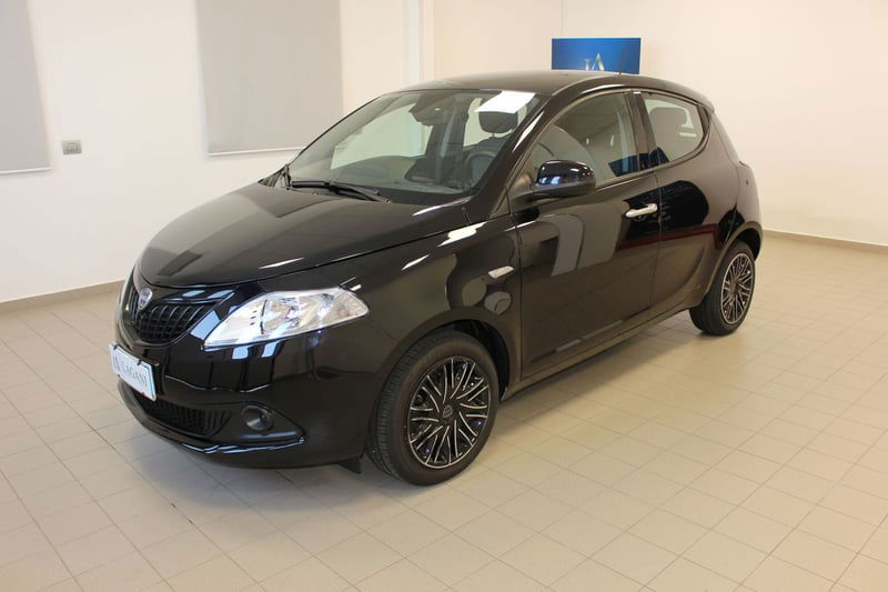 Lancia Ypsilon 1.0 FireFly 5 porte S&S Hybrid Gold Plus