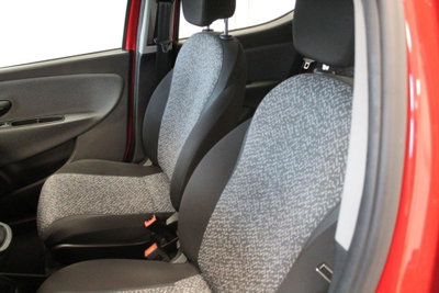 Lancia Ypsilon 1.0 FireFly 5 porte S&S Hybrid Ecochic Silver (8)