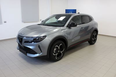Alfa Romeo Junior 1.2 ibrida Speciale 145cv edct6 nuova