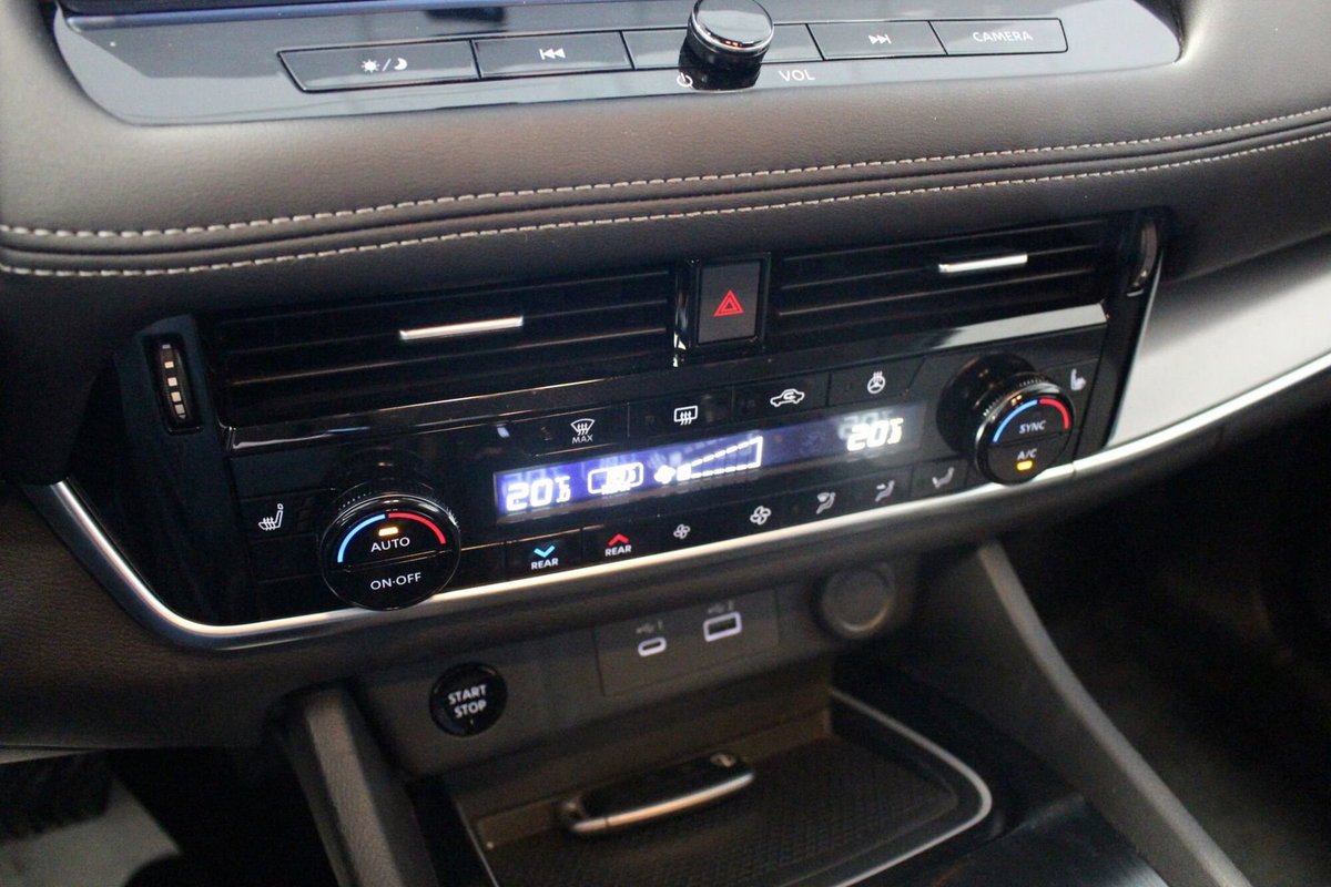 Nissan X-Trail 1.5 e-power N-Connecta e-4orce 4wd auto (17)
