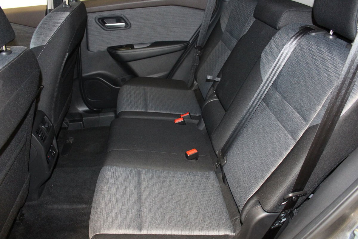 Nissan X-Trail 1.5 e-power N-Connecta e-4orce 4wd auto (9)