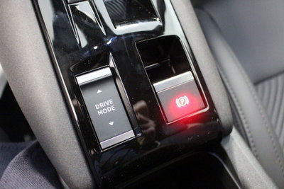 Alfa Romeo Junior 1.2 ibrida Speciale 145cv edct6 (16)