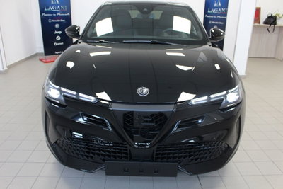 Alfa Romeo Junior 1.2 ibrida Speciale 145cv edct6 (2)