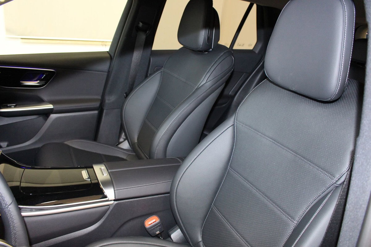 Mercedes-Benz GLC 220 d 4Matic Mild Hybrid AMG Advanced Plus (8)