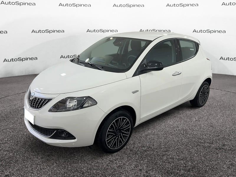 Lancia Ypsilon 1.0 FireFly 5 porte S&S Hybrid Gold Plus