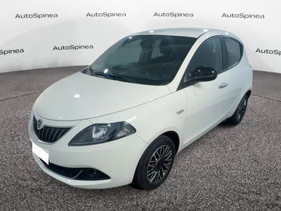 Lancia Ypsilon 1.0 FireFly 5 porte S&S Hybrid Gold Plus usata