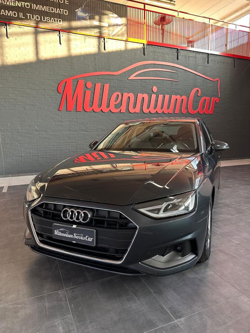 Audi A4 30 TDI/136 CV S tronic Business
