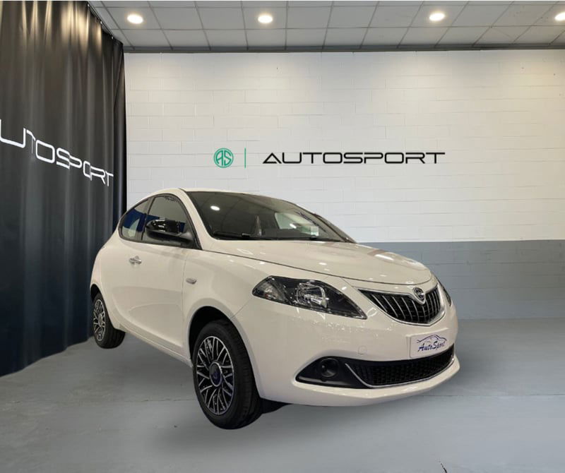 Lancia Ypsilon 1.0 FireFly 5 porte S&S Hybrid Ecochic UnYca