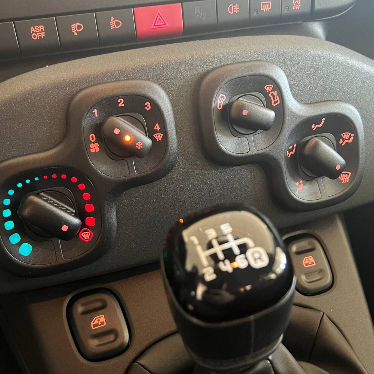 Fiat Panda Cross Cross 1.0 FireFly S&S Hybrid (11)
