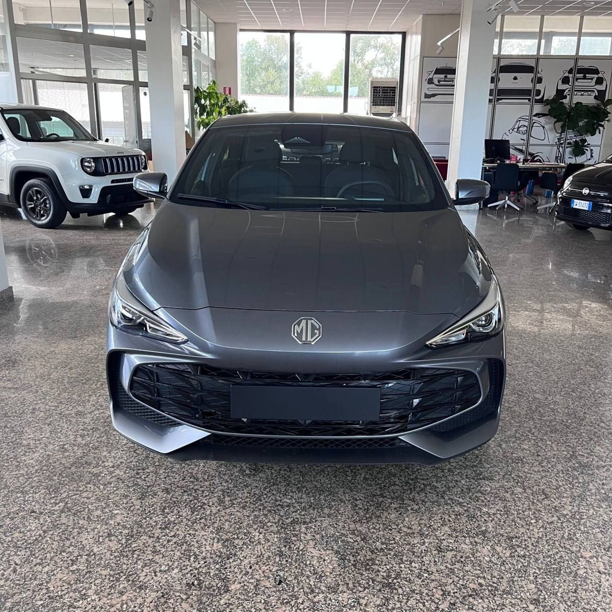 Mg MG3 1.5 hybrid+ Standard auto (3)