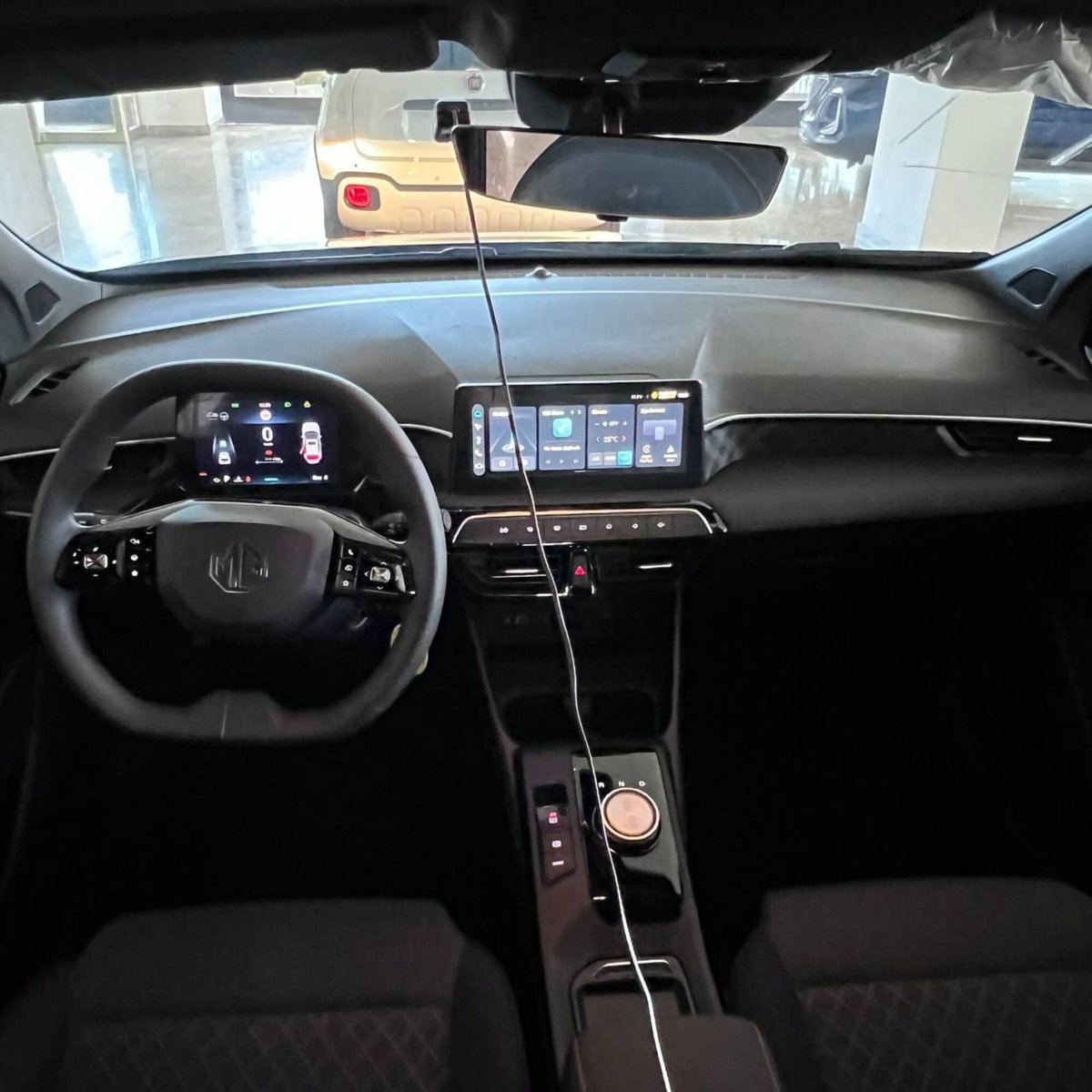 Mg MG3 1.5 hybrid+ Standard auto (5)