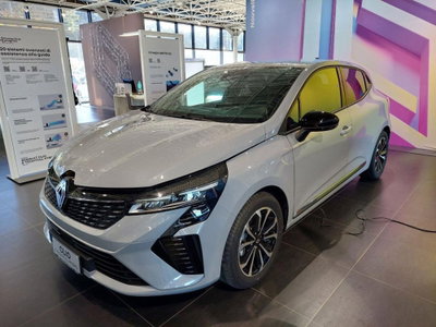 Renault Clio Full Hybrid E-Tech 145 CV 5 porte Techno (8)