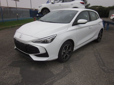 Mg MG3 1.5 hybrid+ Comfort auto (4)